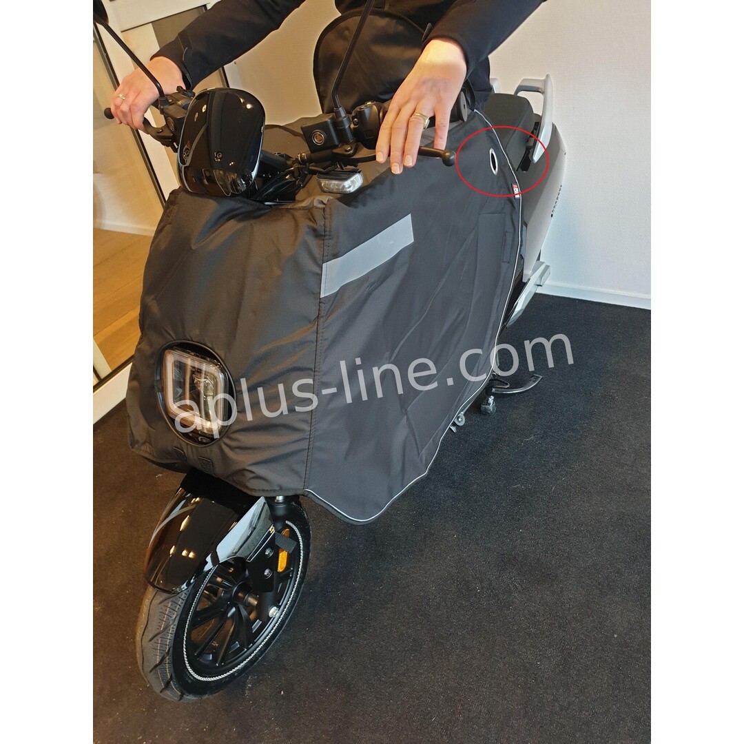 Universeel Beenkleed Aplus universeel voor elektrische scooters zoals Monasso S5, IVA E-GO S5 en N-serie – met kabelslot en reflectiestrepen