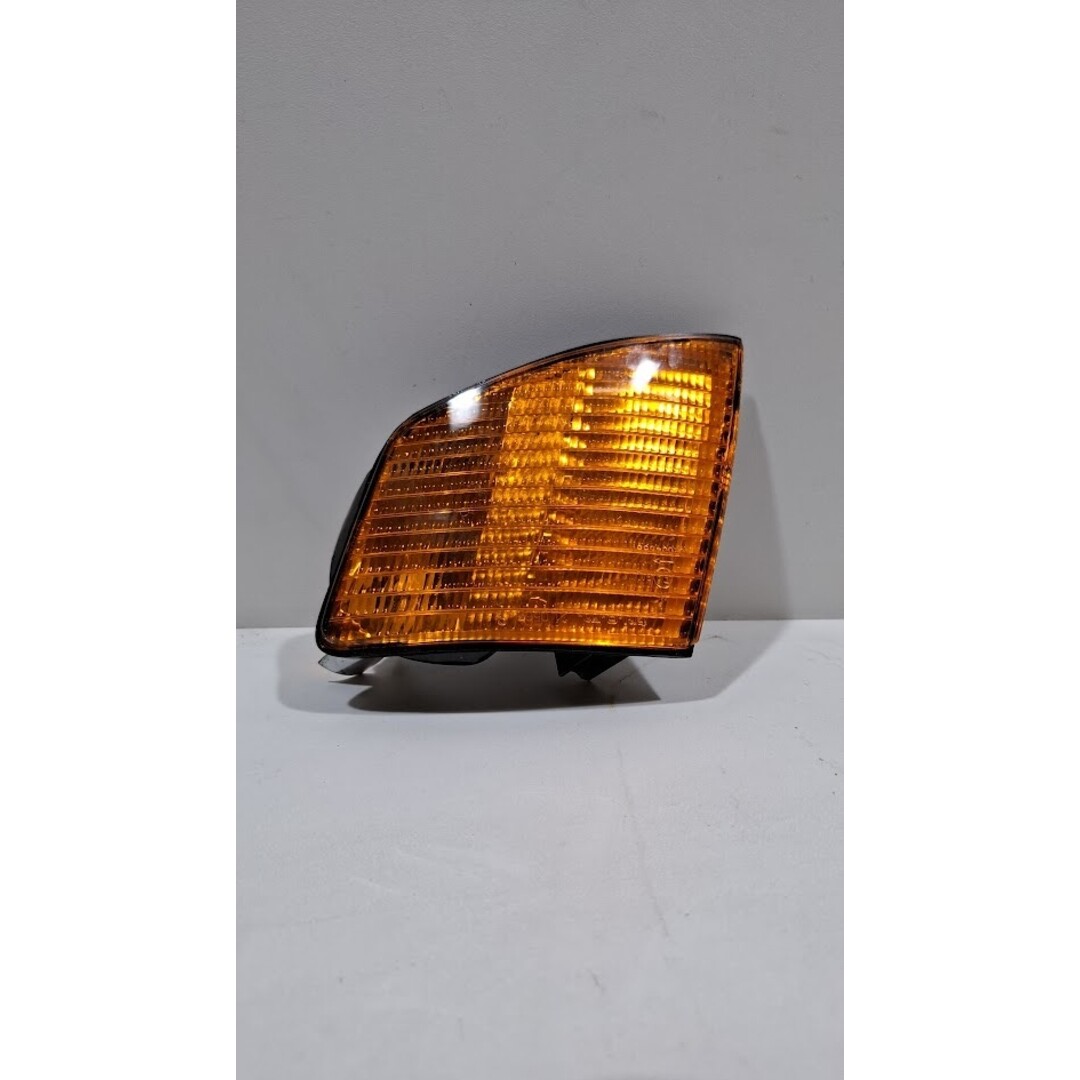 Knipperlicht Sfera links