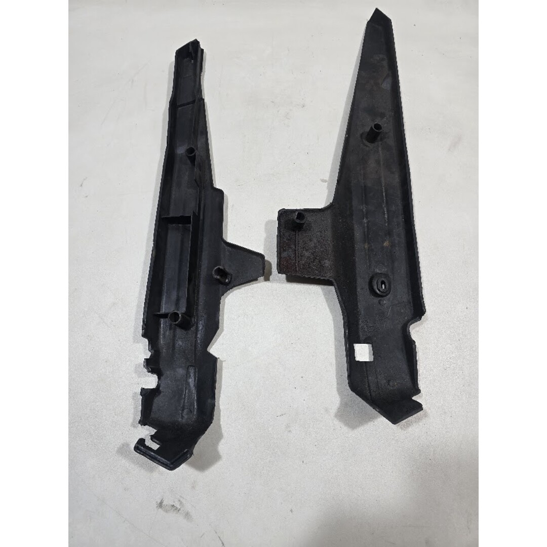 Puch Maxi Zijskirt/zijkap set zwart