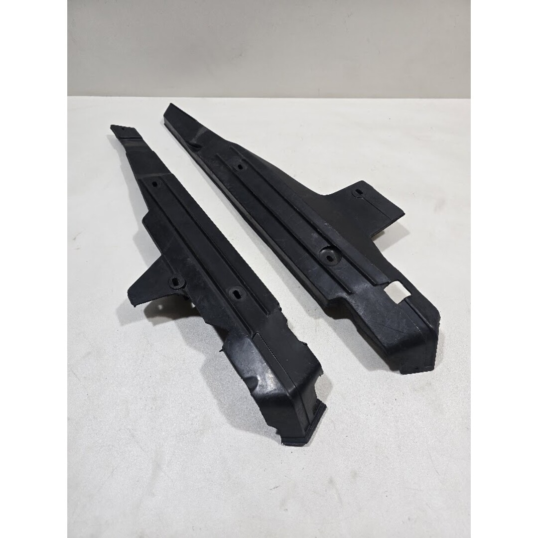 Puch Maxi Zijskirt/zijkap set zwart