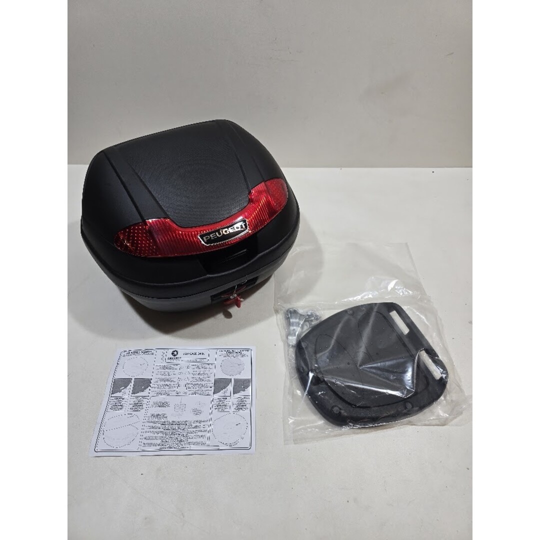 Topkoffer Peugeot 34L z.g.n