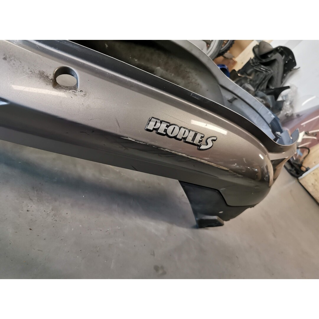 Kymco zijkappen achter Kymco people s met achterlicht