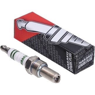 bougie naraku CR8EB sco piaggio 4t-2v, sprint, vespa lx, vespa S 4t-2v