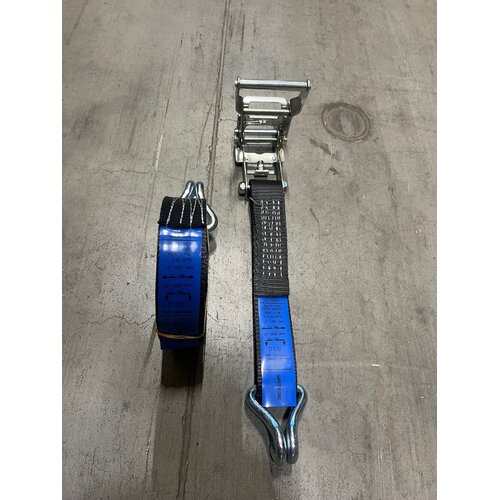 Sale! Complete spanband - 5 meter - 35 mm - 2.000 kg - Zwart SafetyLoad Sale! Complete spanband - 5 meter - 35 mm - 2.000 kg - Zwart