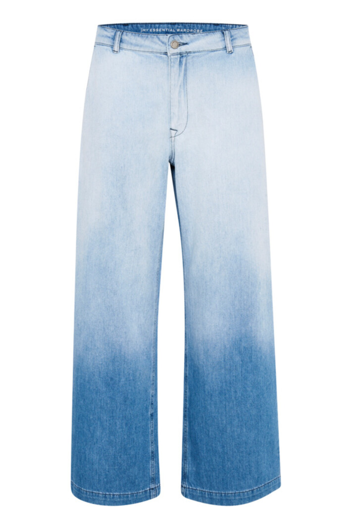 My Essential Wardrobe My Essential Wardrobe - Malo wide jeans blue dip dye