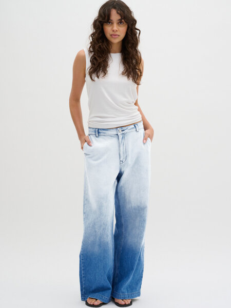 My Essential Wardrobe My Essential Wardrobe - Malo wide jeans blue dip dye