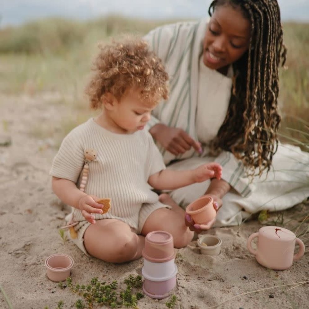 Mushie Stapeltoren Cups Pastel
