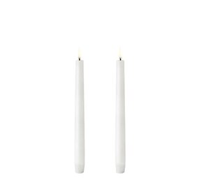 Uyuni LED taper candle 2,3x25, Smooth, 2-pack Nordic White Uyuni LED taper candle 2,3x25, Smooth, 2-pack Nordic White