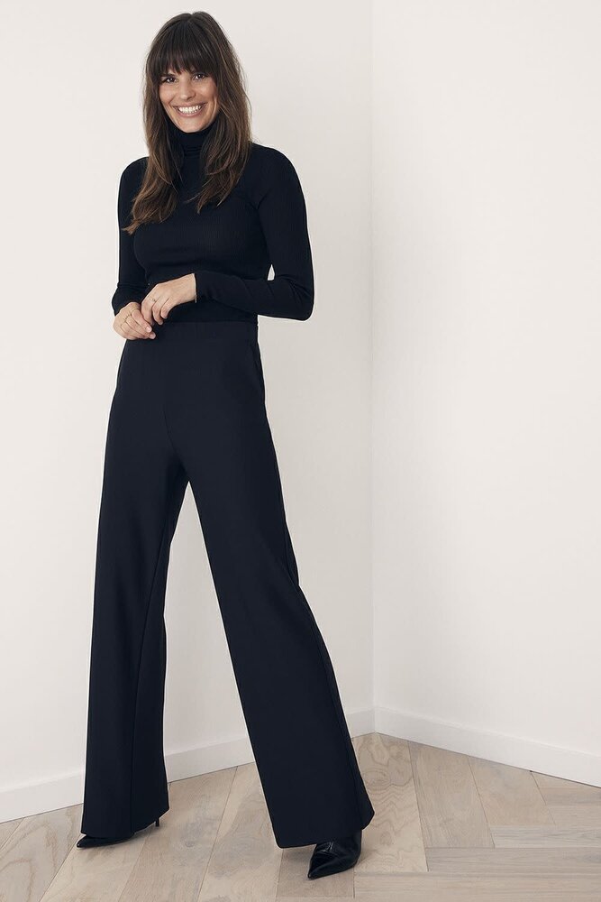 Corel Amsterdam Lilly Uni Pants Sport – Black Corel Amsterdam Lilly Uni Pants Sport – Black