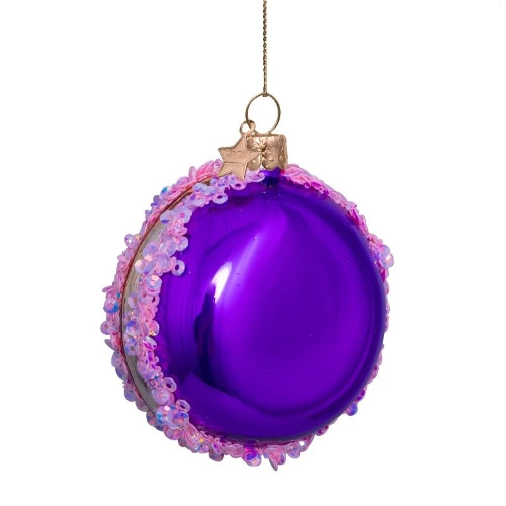 Vondels Strong purple opal macaron