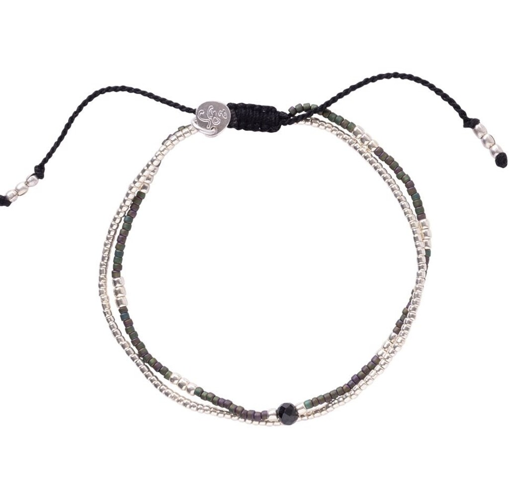 A Beautiful Story Willing Black Onyx Bracelet SC A Beautiful Story Willing Black Onyx Bracelet SC