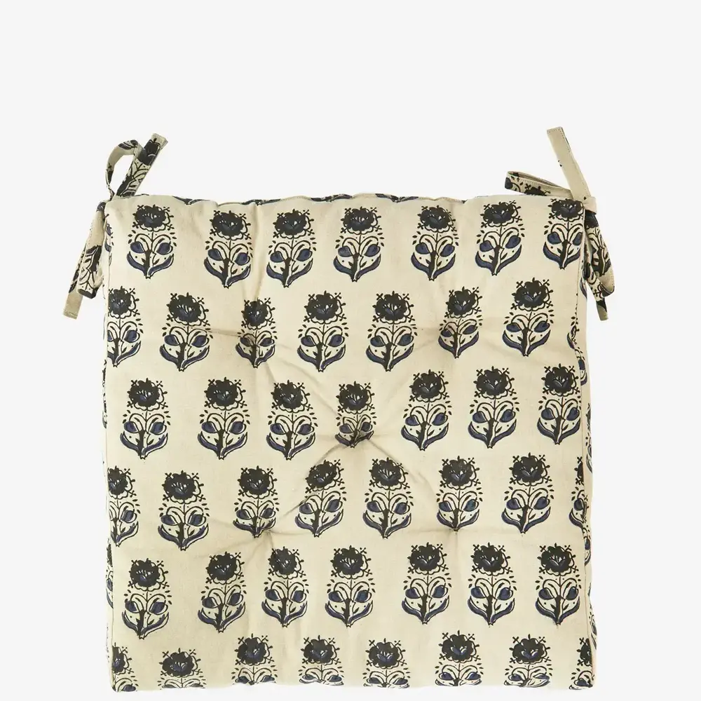 Madam Stoltz Katoenen stoelkussen - Sand, grey, blue Madam Stoltz Katoenen stoelkussen - Sand, grey, blue