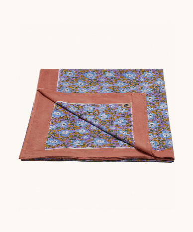 Doing Goods Alyssa Double Throw in Tote Bag Doing Goods Alyssa Double Throw in Tote Bag