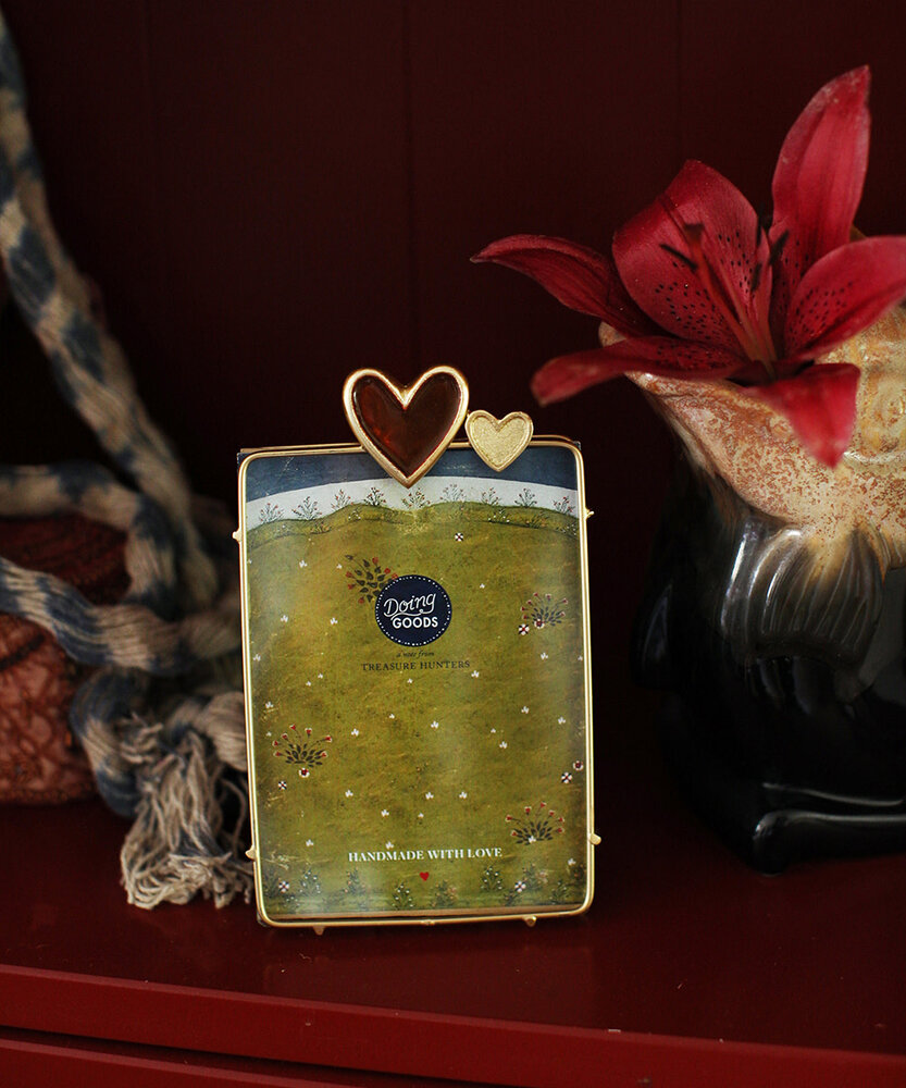 Doing Goods Pyar Heart Frame Large Doing Goods Pyar Heart Frame Large