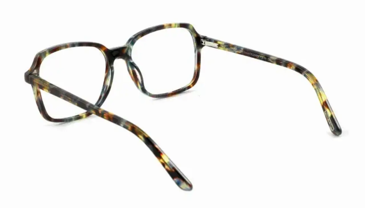 Frank and Lucie Eyewitness - New World Frank and Lucie Eyewitness - New World