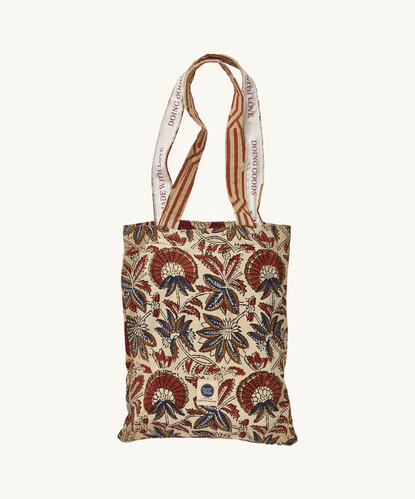 Doing Goods Willow Double Throw in Tote Bag  - 240 x 280 cm Doing Goods Willow Double Throw in Tote Bag  - 240 x 280 cm