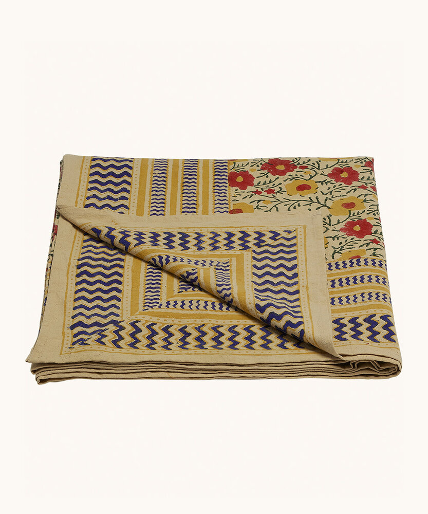 Doing Goods Evy Table Throw in Tote Bag -160 x 350 cm Doing Goods Evy Table Throw in Tote Bag -160 x 350 cm