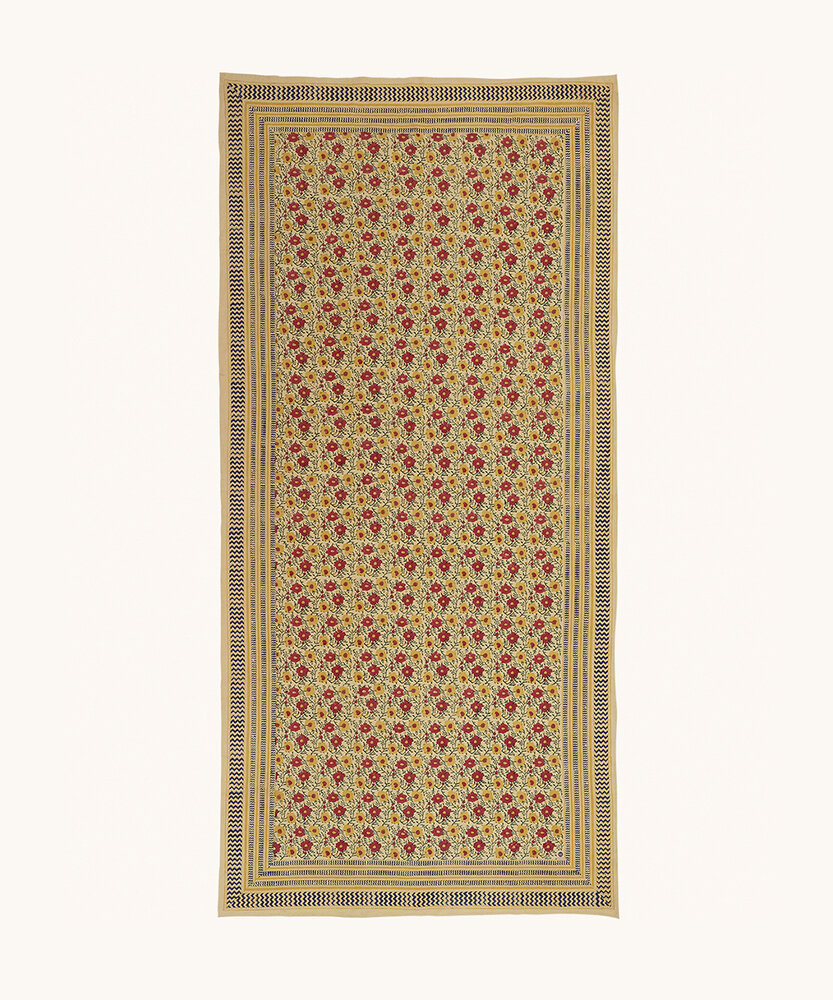 Doing Goods Evy Table Throw in Tote Bag -160 x 350 cm Doing Goods Evy Table Throw in Tote Bag -160 x 350 cm