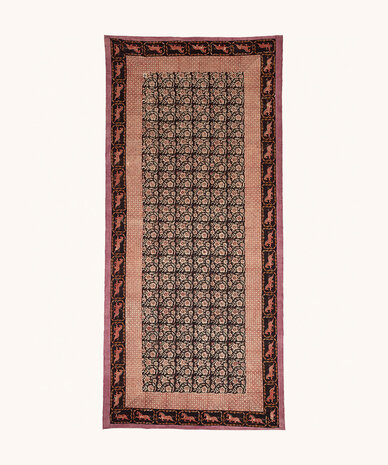 Doing Goods Maggie Horse Table Throw in Tote Bag - 160 x 350 cm Doing Goods Maggie Horse Table Throw in Tote Bag - 160 x 350 cm