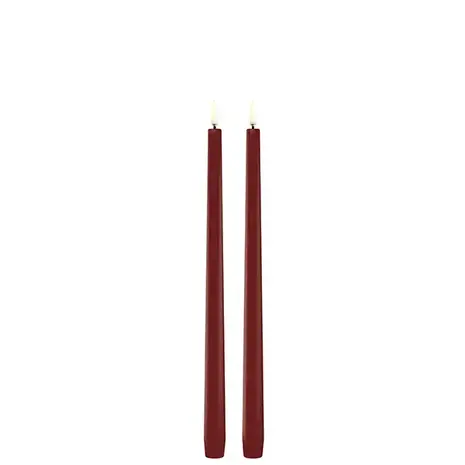 Uyuni LED slim taper candle, Carmine red, Smooth, 2- pack, 2,3x32 cm Uyuni LED slim taper candle, Carmine red, Smooth, 2- pack, 2,3x32 cm
