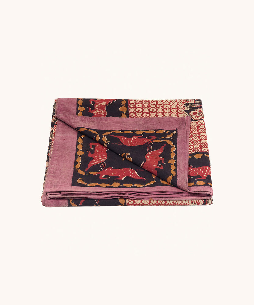 Doing Goods Maggie Horse Single Throw in Tote Bag - 220 x 140 cm Doing Goods Maggie Horse Single Throw in Tote Bag - 220 x 140 cm