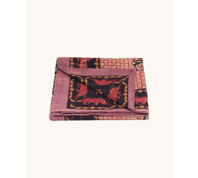 Doing Goods Maggie Horse Single Throw in Tote Bag - 220 x 140 cm Doing Goods Maggie Horse Single Throw in Tote Bag - 220 x 140 cm