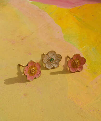 Doing Goods Faye Flower Knob - Pink Doing Goods Faye Flower Knob - Pink