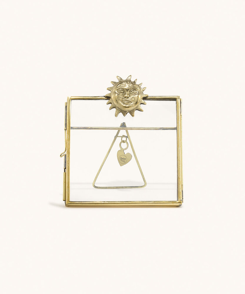 Doing Goods Sunny Saavi Polaroid Frame Doing Goods Sunny Saavi Polaroid Frame