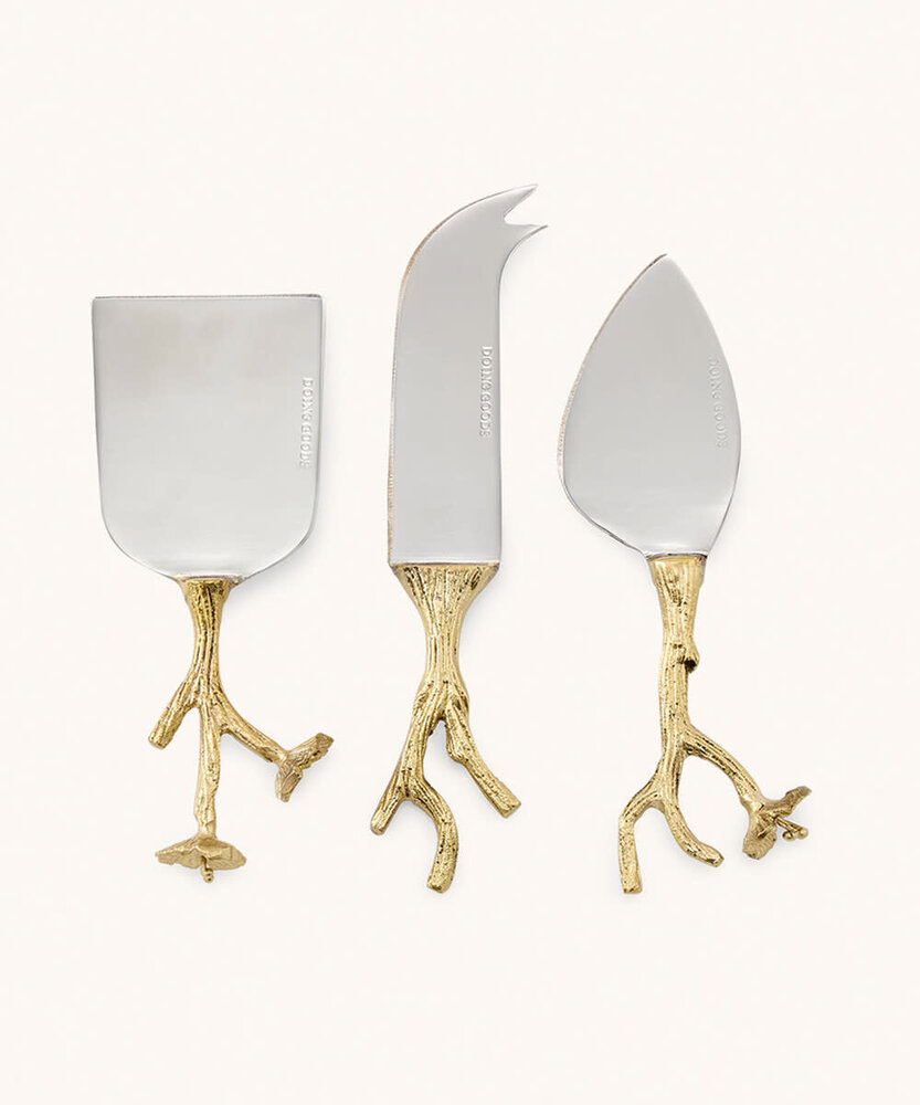 Doing Goods Ava Blossom Cheese Set