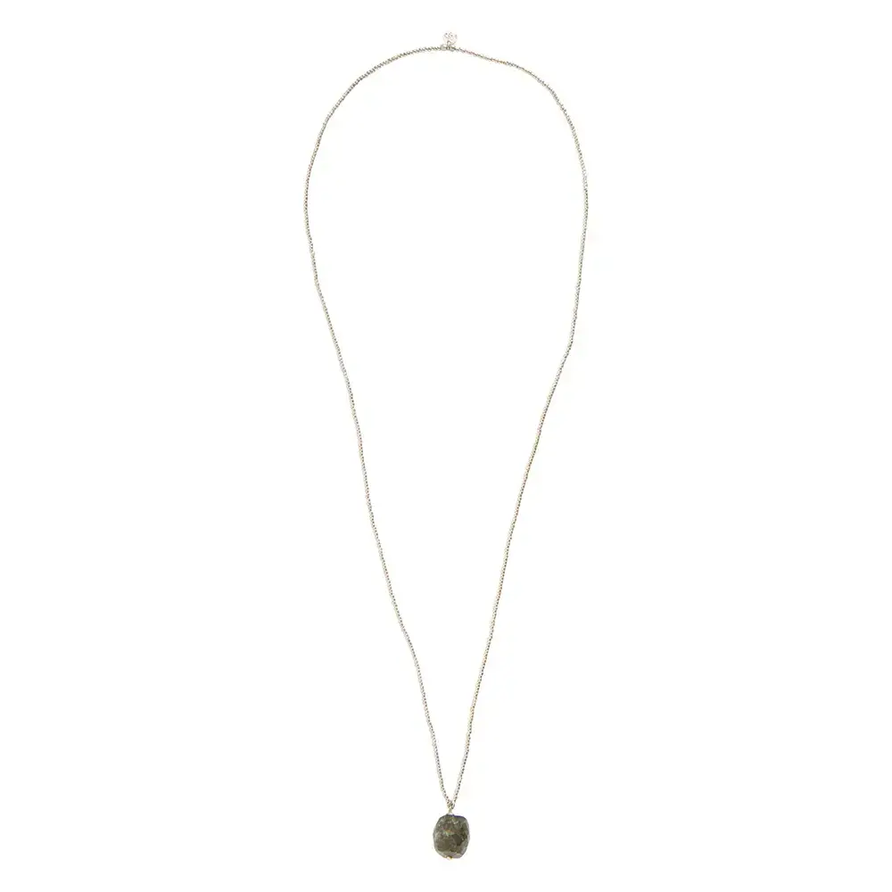 A Beautiful Story Calm Labradorite Necklace SC A Beautiful Story Calm Labradorite Necklace SC