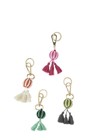 Madam Stoltz Round key hanger w/ beads Madam Stoltz Round key hanger w/ beads