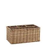 Madam Stoltz Rattan organiser