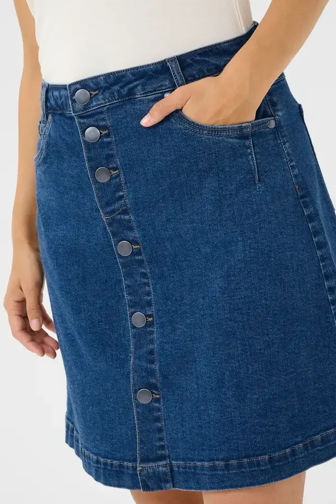 Culture Lea Ami Short Skirt – Medium Blue Wash