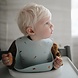 Mushie Siliconen slab - retro car Mushie Siliconen slab - retro car