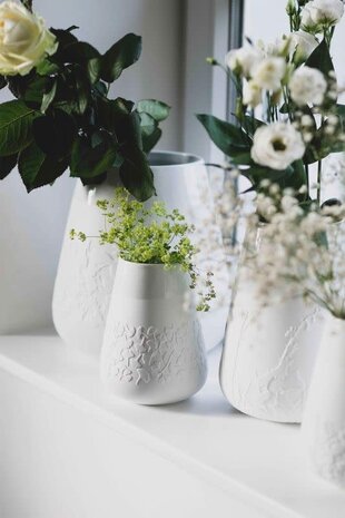 Räder Porcelain Vase Floral Grasses Räder Porcelain Vase Floral Grasses