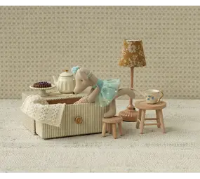 Maileg Dance mouse in daybed - Little sister Maileg Dance mouse in daybed - Little sister