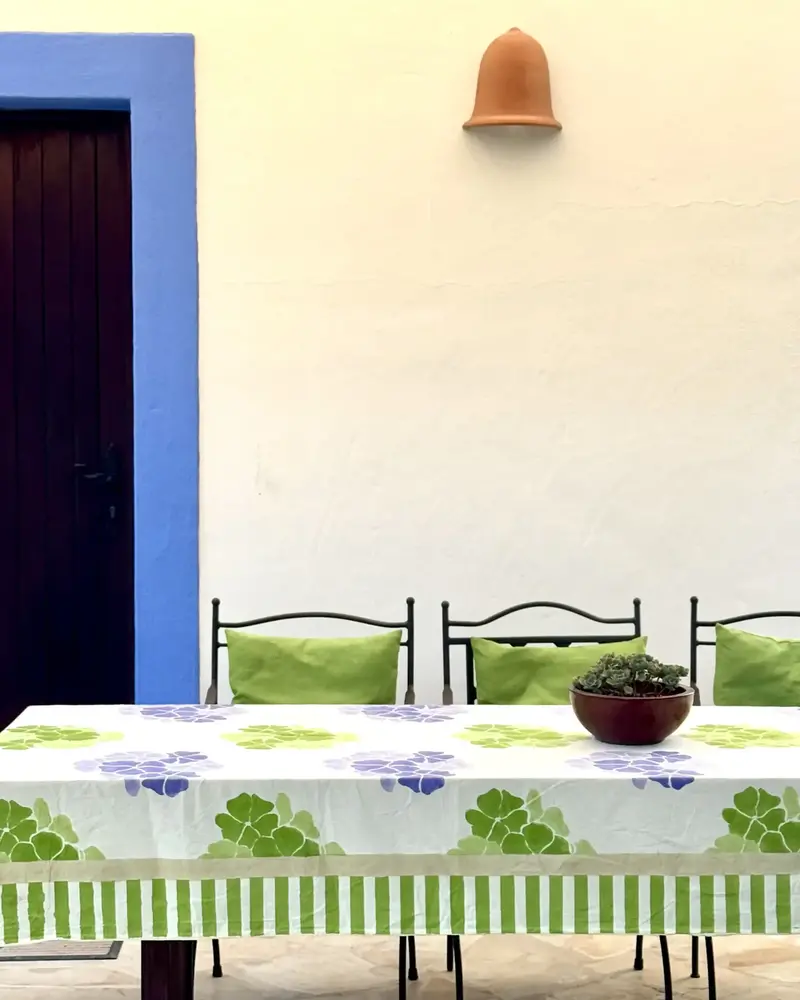 Casa Juna Tafelkleed Green Lilac Bloom Casa Juna Tafelkleed Green Lilac Bloom