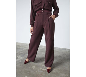 SistersPoint Great Pants - Deep Bordeaux SistersPoint Great Pants - Deep Bordeaux