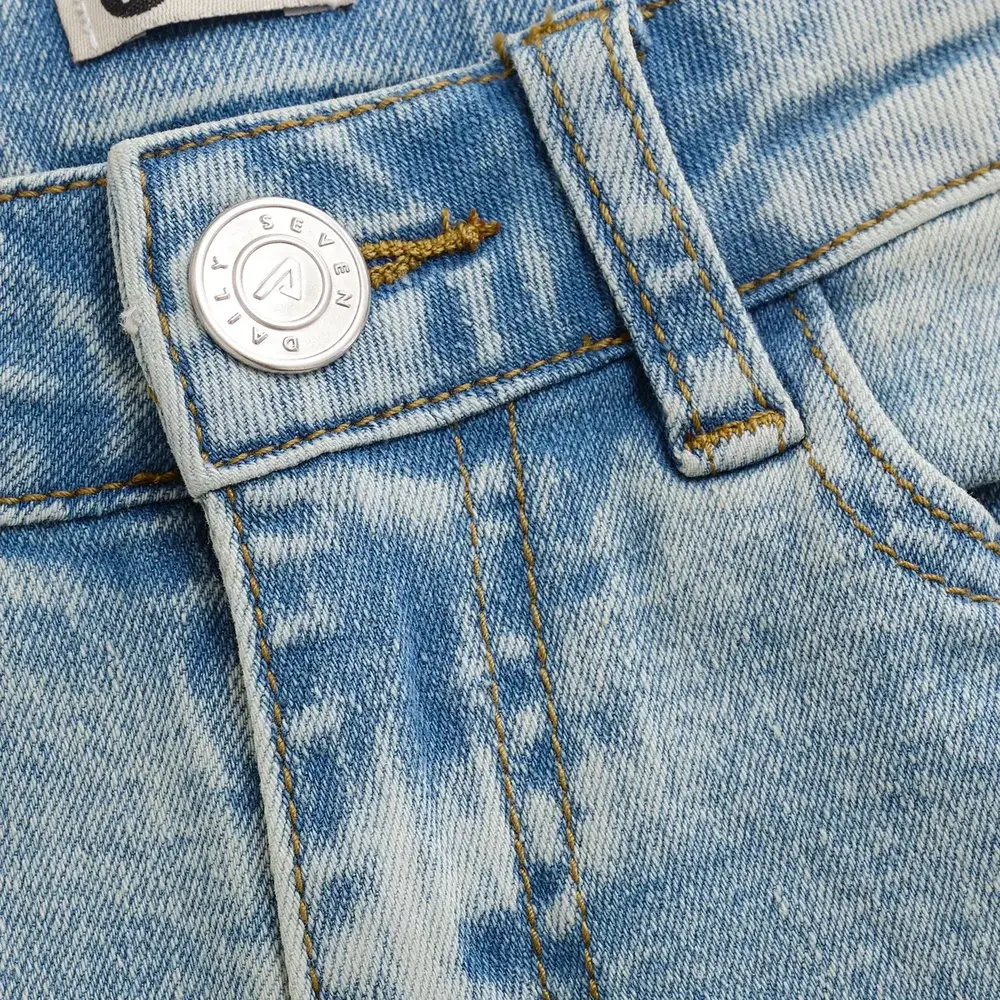 Daily7 2500 Mom Fit Heart Pocket – Medium Denim Daily7 2500 Mom Fit Heart Pocket – Medium Denim