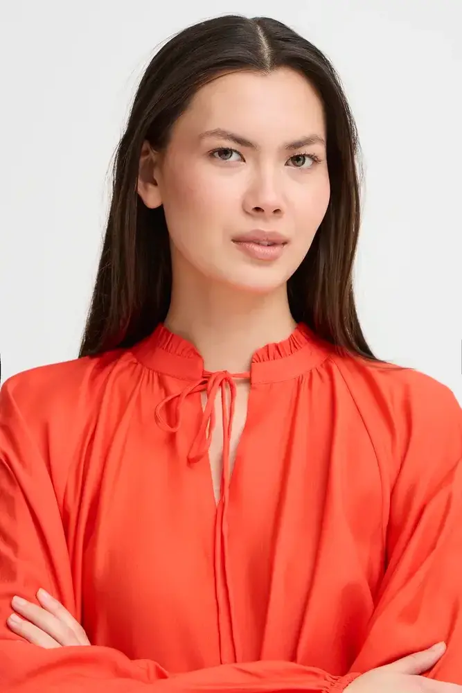 ICHI Karlani Blouse – Fiery Red