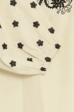 ICHI Elumo Blouse – Almond Milk