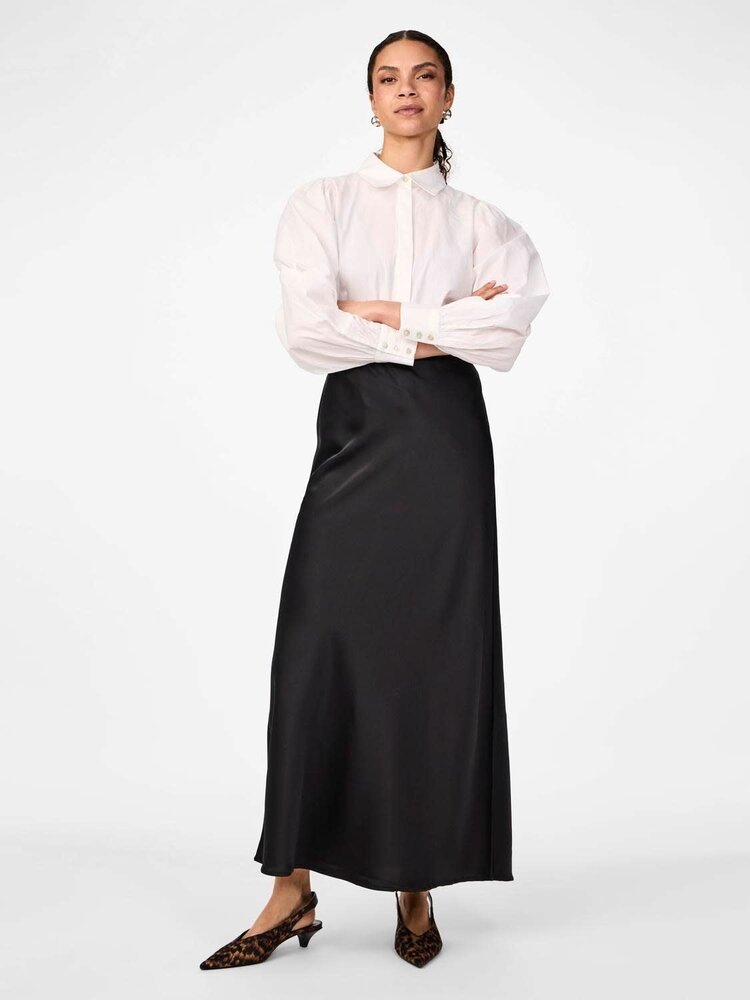 Y.A.S Pella HW Maxi Skirt – Black Y.A.S Pella HW Maxi Skirt – Black