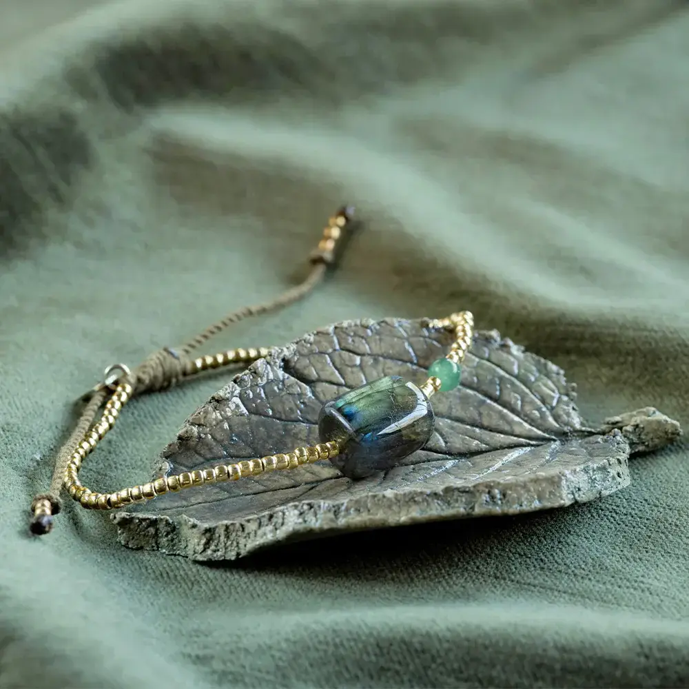 A Beautiful Story Surprise Labradorite Aventurine Bracelet GC