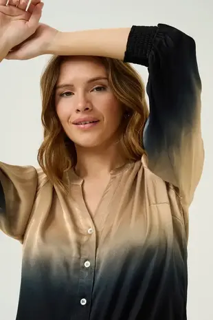 Culture Berry Shirt - Tannin/Black