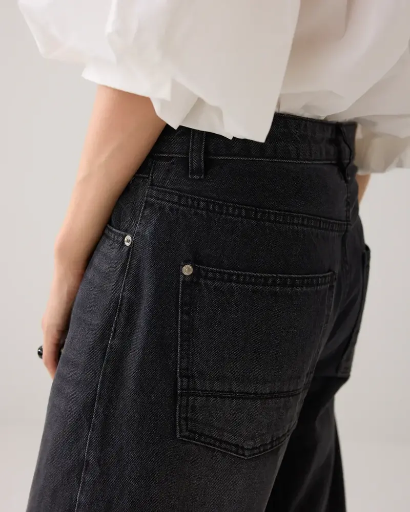 Summum Woman Cocoon fit black cotton jeans - Blackdenim Summum Woman Cocoon fit black cotton jeans - Blackdenim