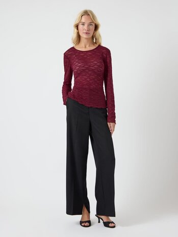 Y.A.S Cara LS LACE Top – Tibetan Red