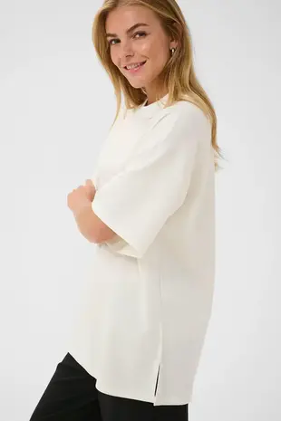 Culture Alwine Chabrina Oversized Tshirt - Spring Gardenia