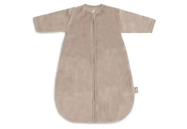 Jollein Slaapzak met Afritsbare Mouw 60cm Velvet - Milky Coffee Jollein Slaapzak met Afritsbare Mouw 60cm Velvet - Milky Coffee