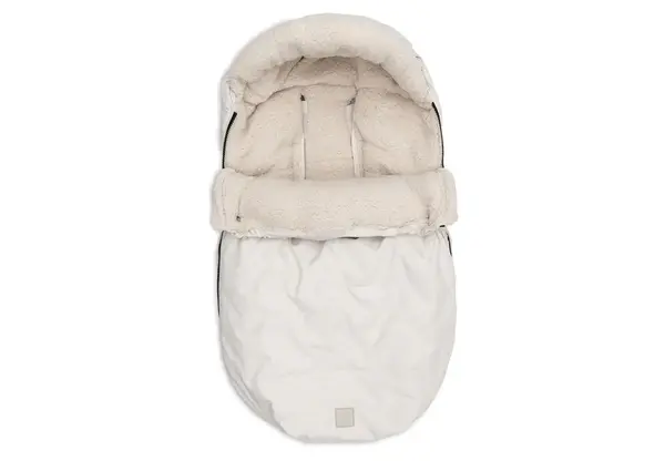 Jollein Voetenzak groep 0+ 3/5 punts gordel Embossed - Sand Jollein Voetenzak groep 0+ 3/5 punts gordel Embossed - Sand