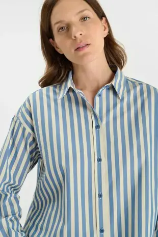 Le Temps des Cerises Ana shirt - Ciel